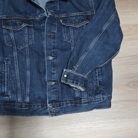 Levi's Trucker Classic Blue Denim Jean Jacket Size M - Picture 6 of 12